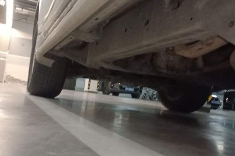 Used Toyota Land Cruiser 2015 4.0L 5-Seater Middle East Version Chassis Rear Left