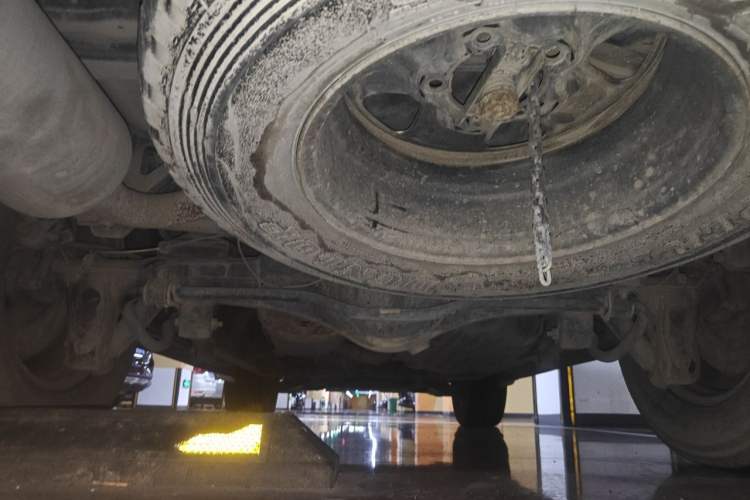 Used Toyota Land Cruiser 2015 4.0L 5-Seater Middle East Version Chassis Rear