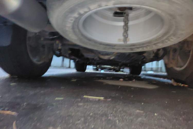 Used Toyota Land Cruiser 2015 4.0L V6 Middle East Low-Trim Version Chassis Rear