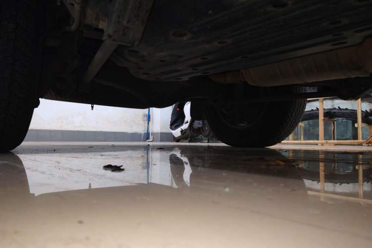 Used Toyota Land Cruiser 2015 4.0L 5-Seater Middle East Version Chassis Rear Right