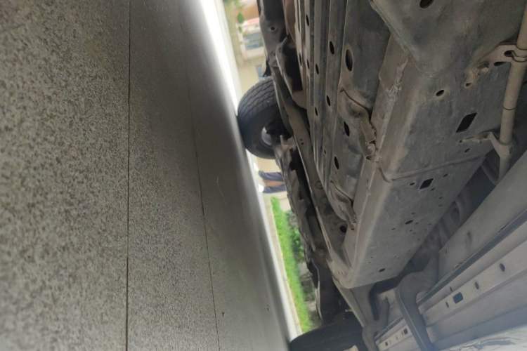 Used Toyota Land Cruiser 2015 4.0L 5-Seater Middle East Version Chassis Rear Right
