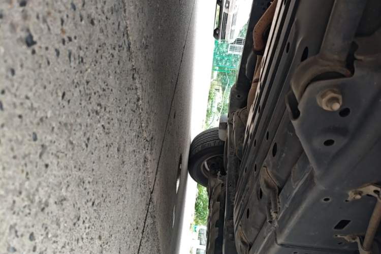 Used Toyota Land Cruiser  Chassis Rear Right