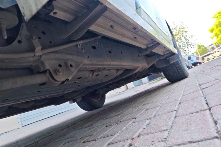 Used Toyota Land Cruiser  Chassis Rear Right