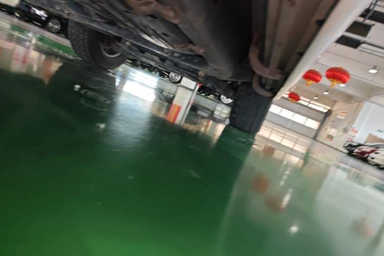Used Toyota Land Cruiser 2015 4.0L V6 Middle East Low-Trim Version Chassis Rear Right