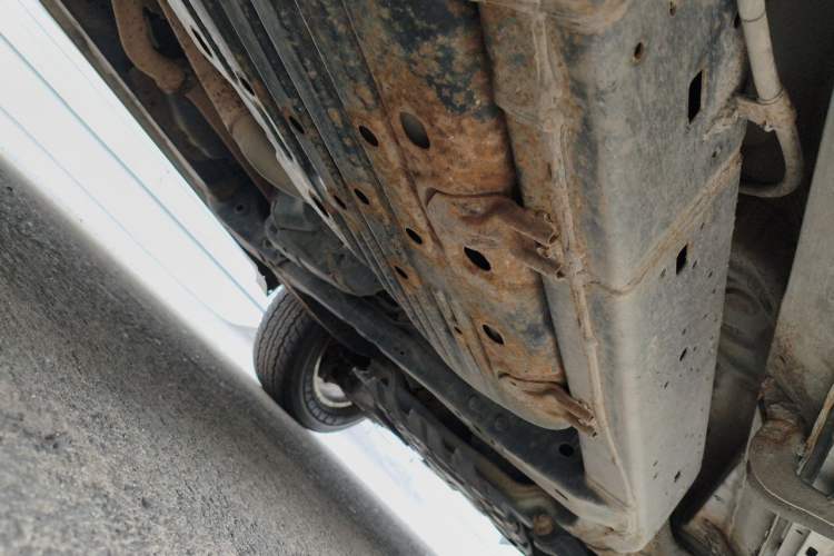 Used Toyota Land Cruiser 2015 4.0L V6 Middle East Limited Edition Chassis Rear Right