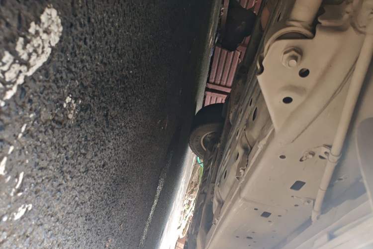 Used Toyota Land Cruiser  Chassis Rear Right