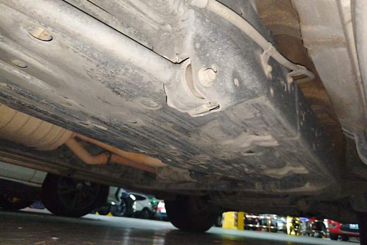 Used Toyota Land Cruiser  Chassis Rear Right