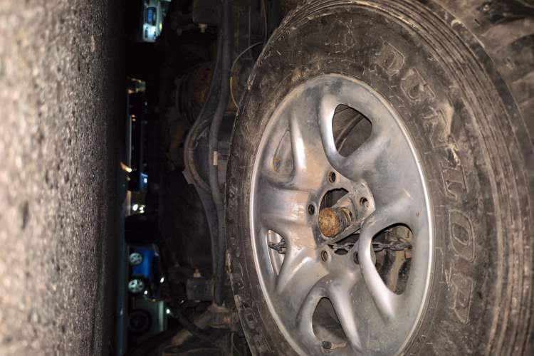 Used Toyota Land Cruiser 2015 4.0L V6 Middle East Low-Trim Version Chassis Rear