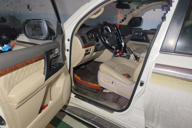 Used Toyota Land Cruiser 2015 4.0L GX-R U.S. Specification Driver Seat