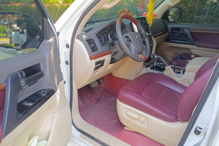 Used Toyota Land Cruiser  Driver Seat