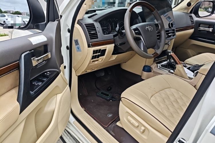 Used Toyota Land Cruiser  Driver Seat