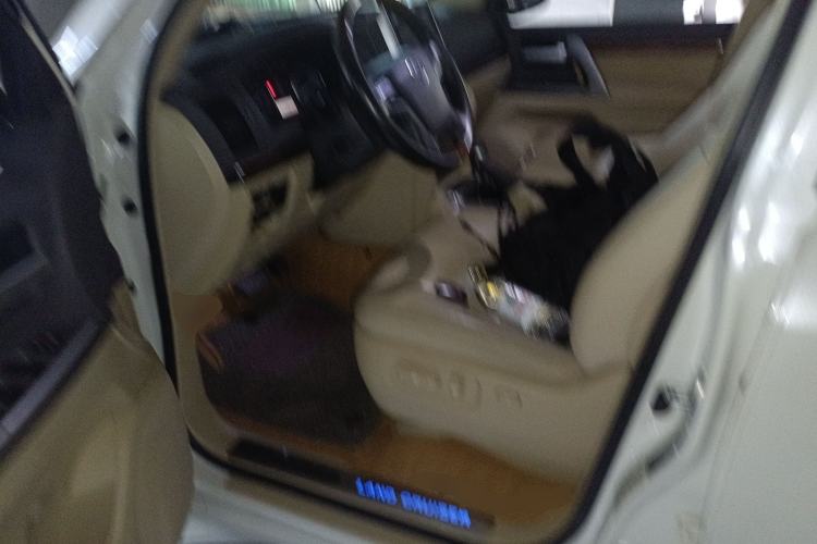 Used Toyota Land Cruiser  Driver Seat