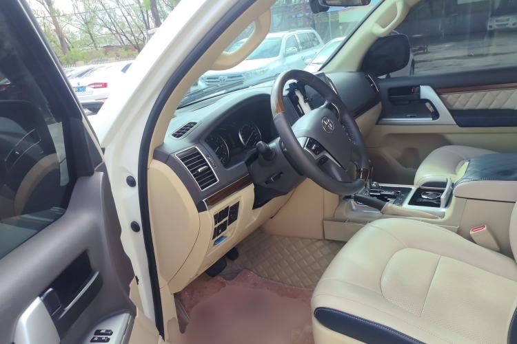 Used Toyota Land Cruiser  Driver Seat