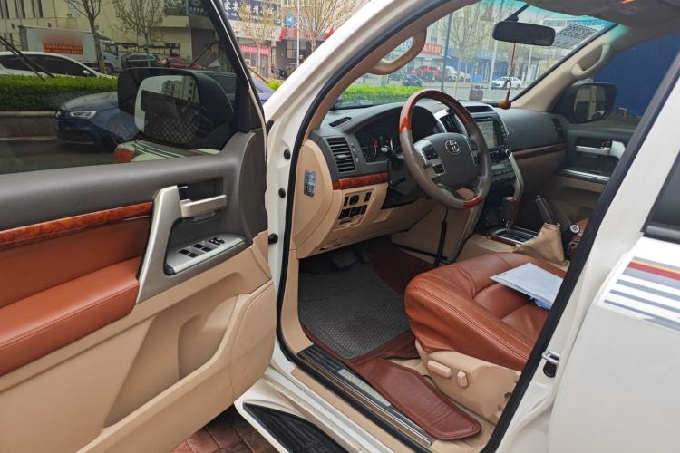 Used Toyota Land Cruiser  Driver Seat