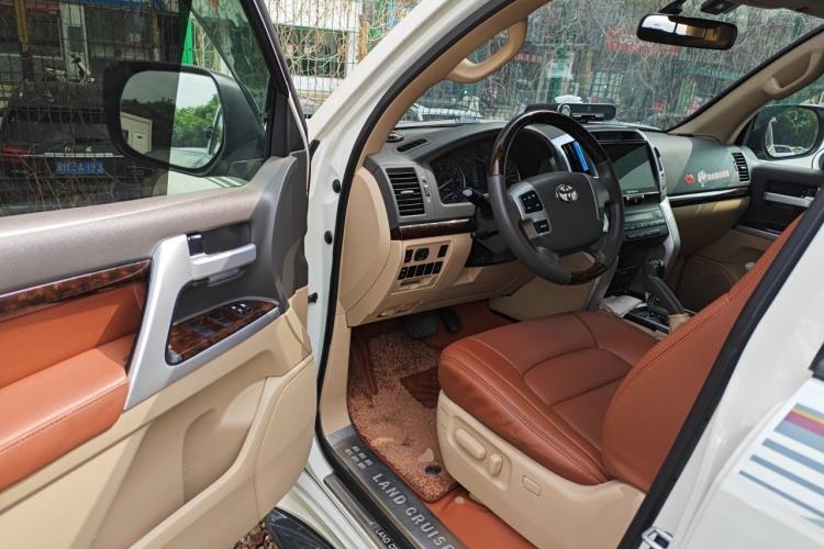 Used Toyota Land Cruiser  Driver Seat