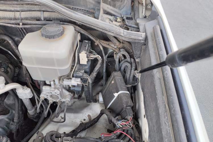 Used Toyota Land Cruiser  Engine Bay Left