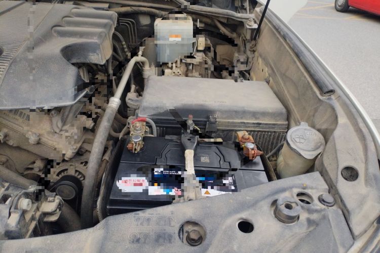 Used Toyota Land Cruiser  Engine Bay Left