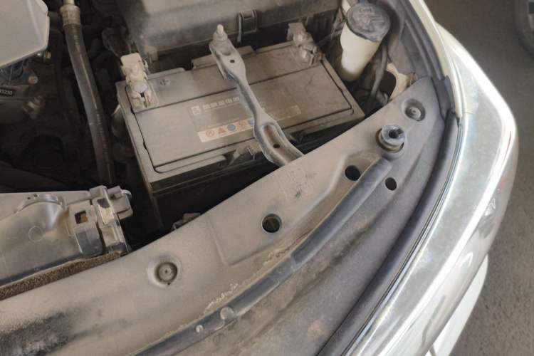 Used Toyota Land Cruiser  Engine Bay Left