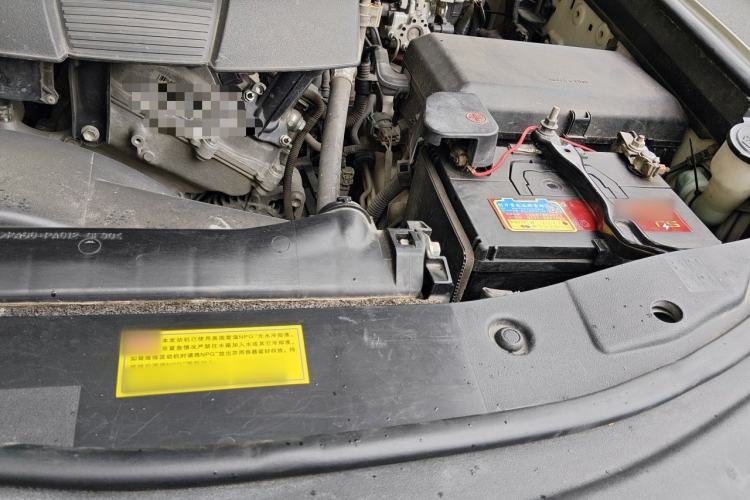 Used Toyota Land Cruiser 2015 4.0L V6 Middle East Limited Edition Engine Bay Left