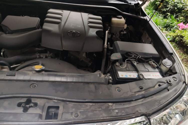 Used Toyota Land Cruiser  Engine Bay Left