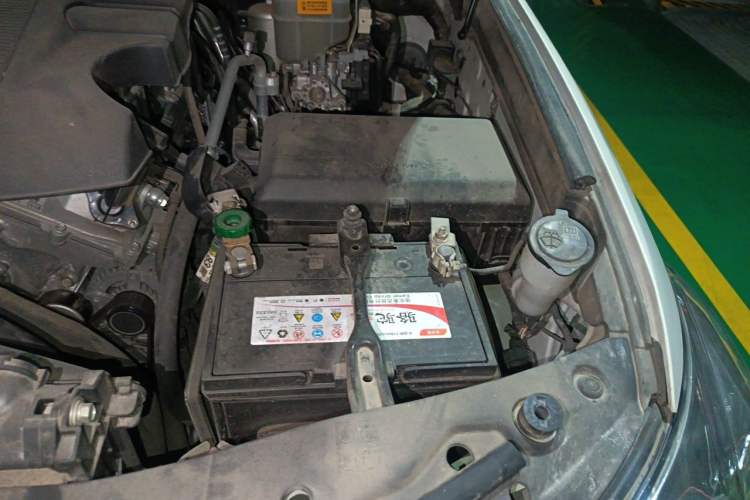 Used Toyota Land Cruiser  Engine Bay Left