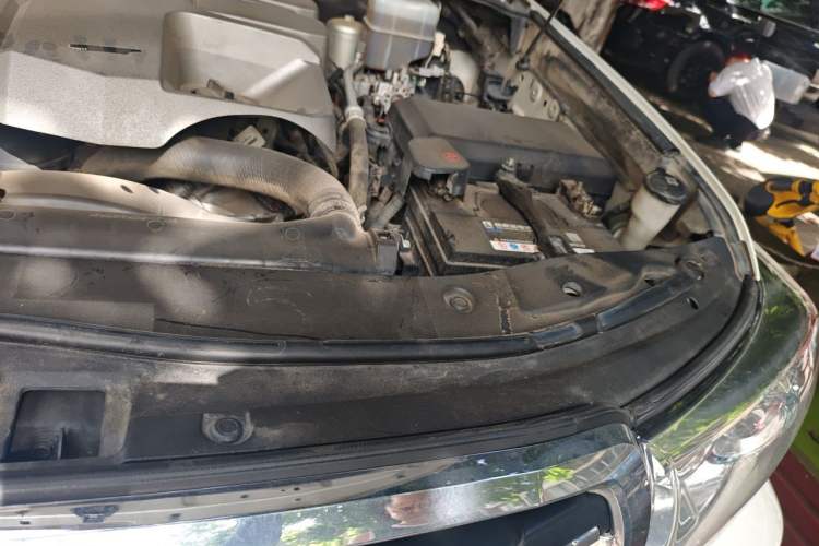 Used Toyota Land Cruiser  Engine Bay Left