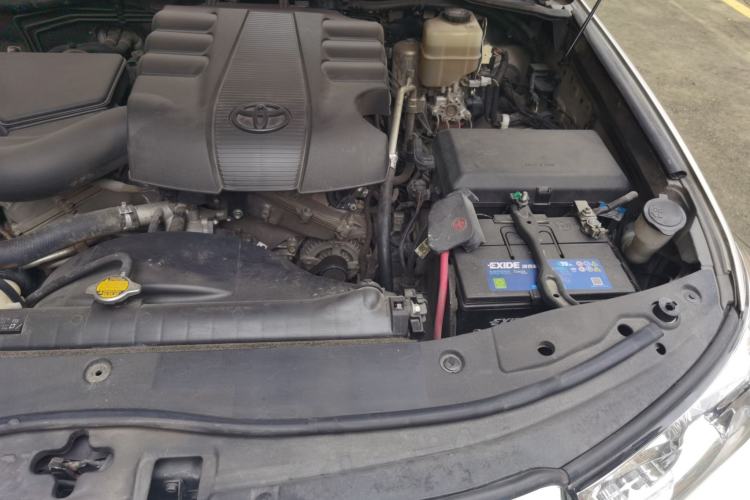 Used Toyota Land Cruiser  Engine Bay Left