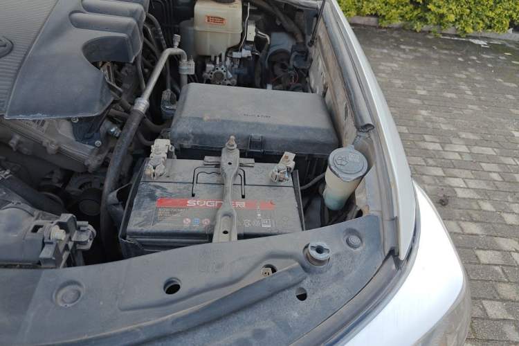 Used Toyota Land Cruiser  Engine Bay Left