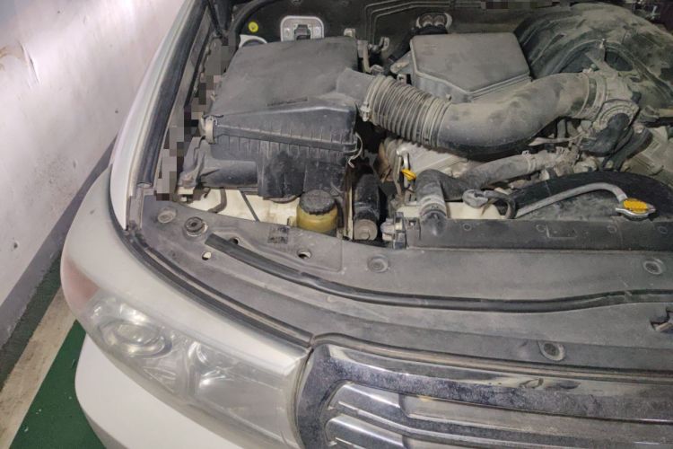 Used Toyota Land Cruiser 2015 4.0L GX-R U.S. Specification Engine Bay Right