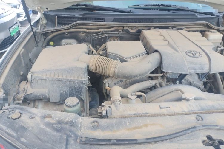 Used Toyota Land Cruiser  Engine Bay Right