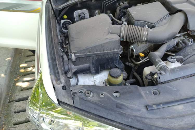 Used Toyota Land Cruiser  Engine Bay Right