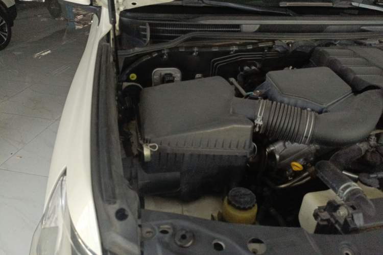 Used Toyota Land Cruiser  Engine Bay Right