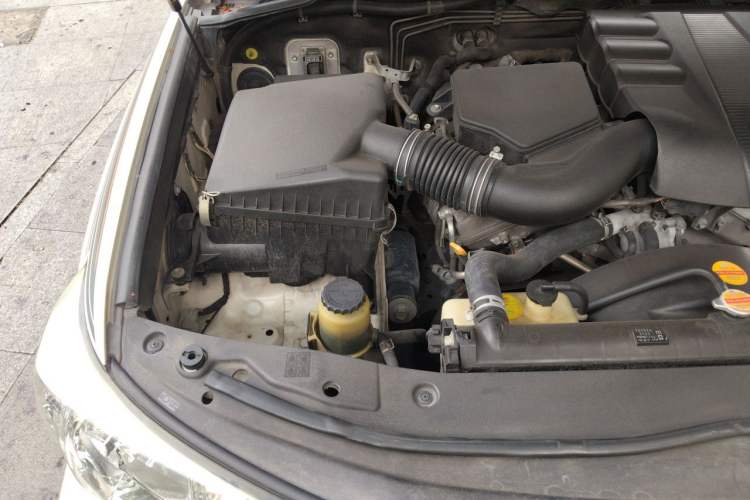 Used Toyota Land Cruiser  Engine Bay Right