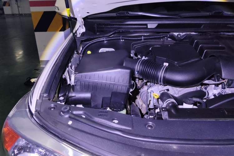 Used Toyota Land Cruiser  Engine Bay Right