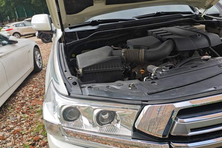 Used Toyota Land Cruiser  Engine Bay Right