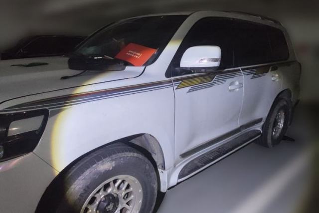 Used Toyota Land Cruiser 2015 4.0L 5-Seater Middle East Version
