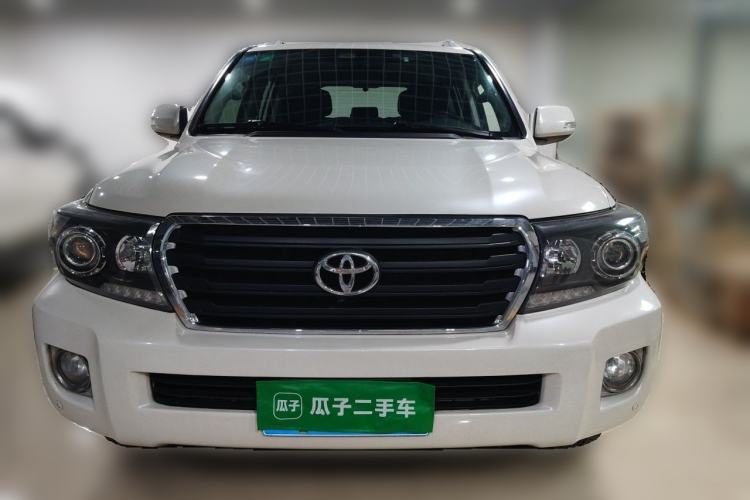 Used Toyota Land Cruiser 2015 4.0L 5-Seater Middle East Version Front