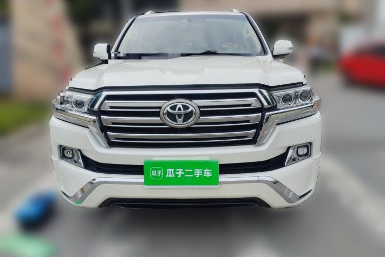 Used Toyota Land Cruiser  Front