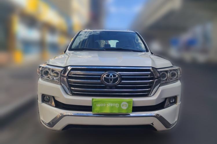 Used Toyota Land Cruiser  Front