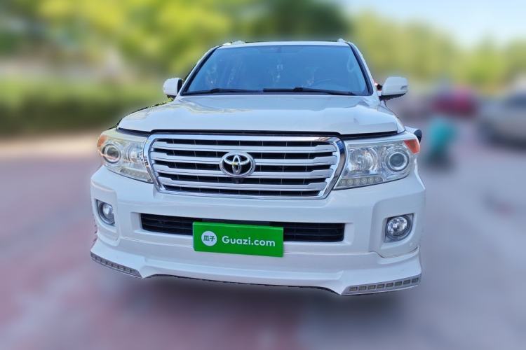 Used Toyota Land Cruiser  Front