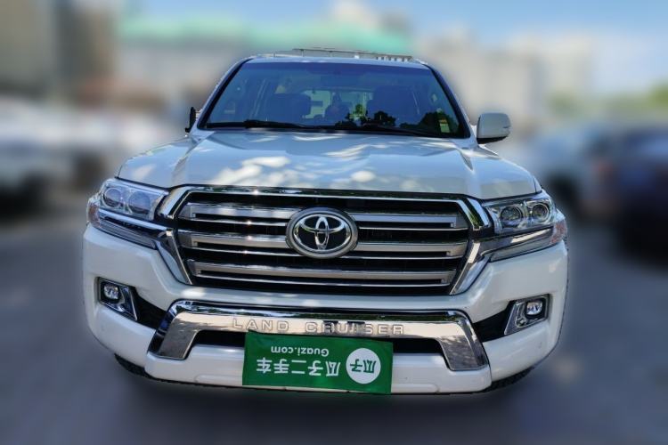 Used Toyota Land Cruiser 2015 4.0L V6 Middle East Limited Edition Front
