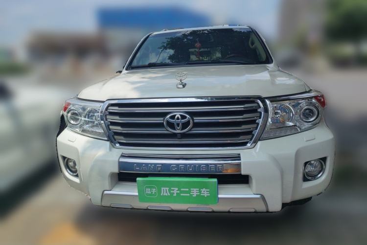 Used Toyota Land Cruiser  Front