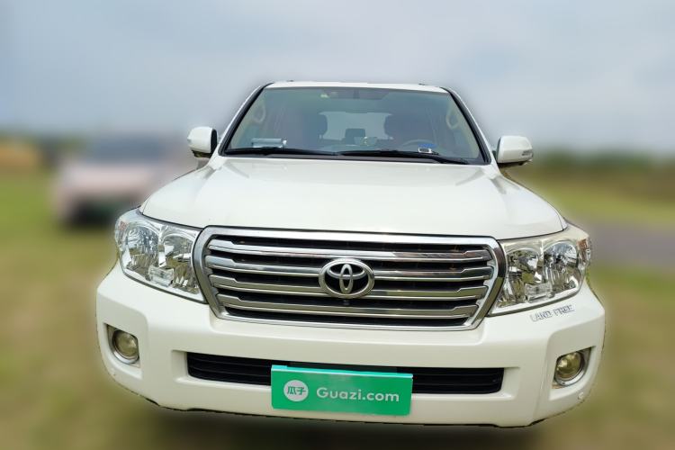 Used Toyota Land Cruiser 2015 4.0L 5-Seater Middle East Version Front