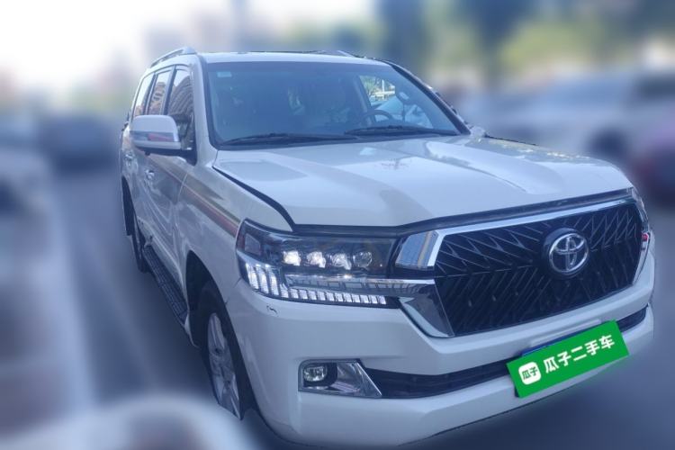 Used Toyota Land Cruiser  Front Right 45 Deg