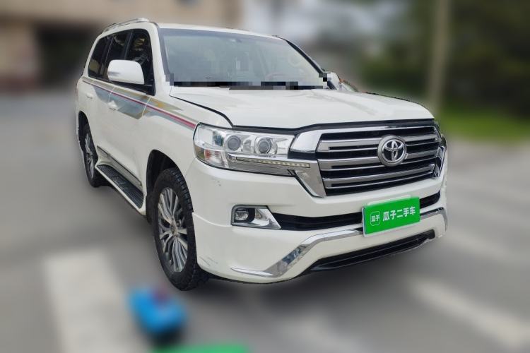 Used Toyota Land Cruiser  Front Right 45 Deg
