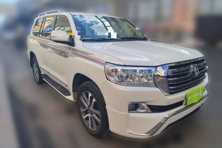 Used Toyota Land Cruiser  Front Right 45 Deg