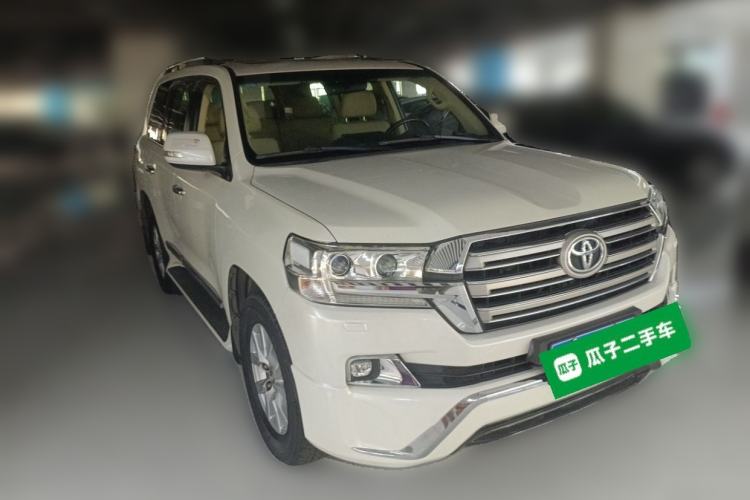 Used Toyota Land Cruiser  Front Right 45 Deg