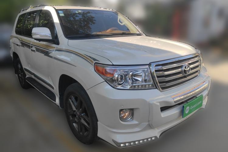 Used Toyota Land Cruiser  Front Right 45 Deg
