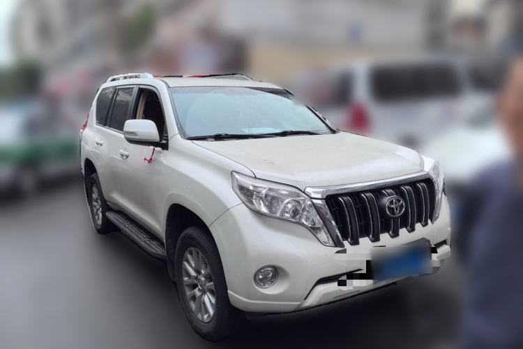 Used Toyota Land Cruiser  Front Right 45 Deg