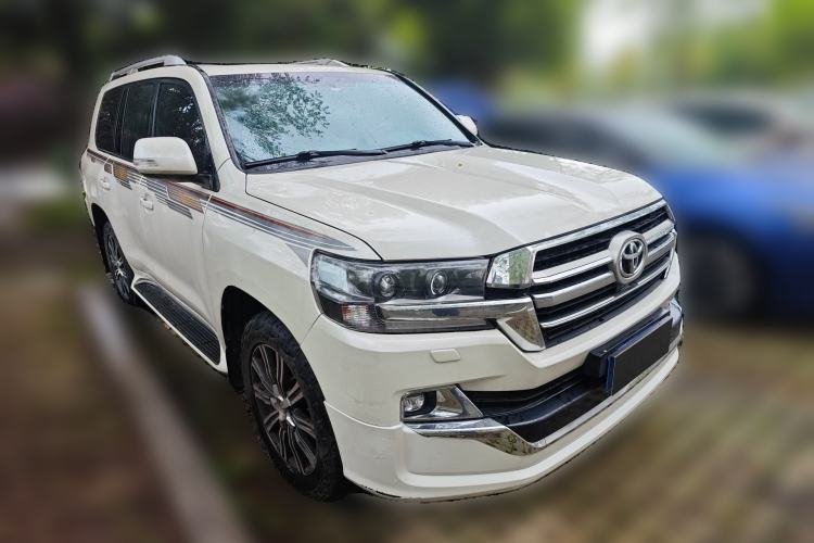 Used Toyota Land Cruiser  Front Right 45 Deg